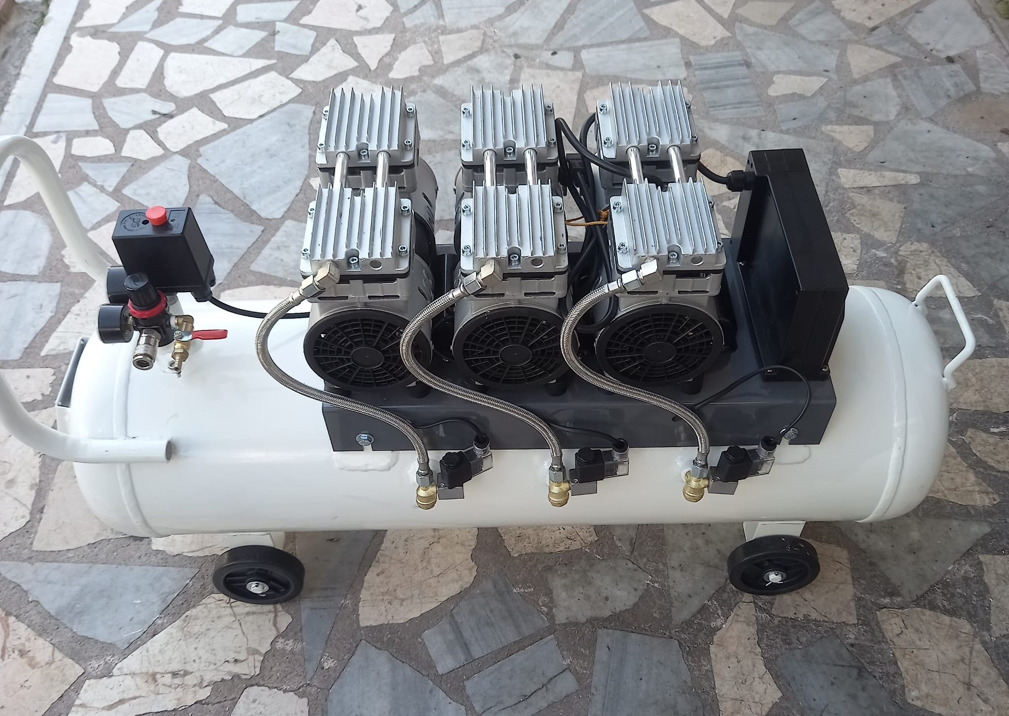 100 litre SESSİZ KOMPRESÖR 4kw